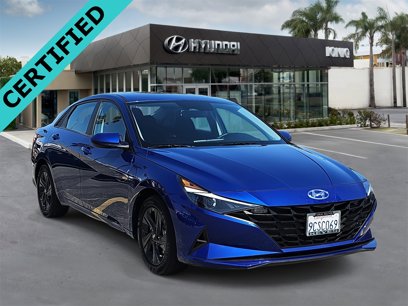 Certified 2023 Hyundai Elantra SEL w/ Preferred Accessory Package