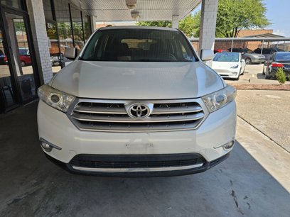 Used 2012 Toyota Highlander SE