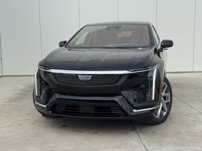 New 2025 Cadillac Optiq Luxury 1