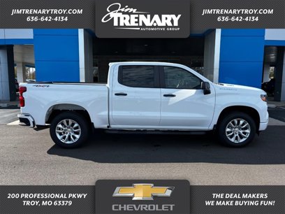 New 2025 Chevrolet Silverado 1500 Custom w/ LPO, Dark Essentials Package