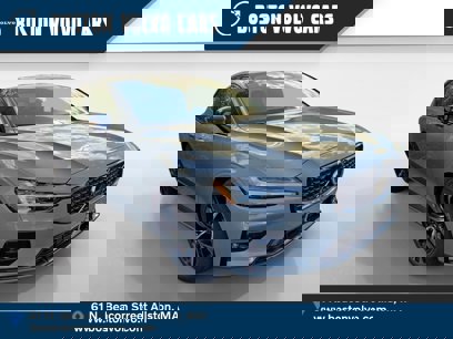 New 2024 Volvo S60 B5 Core w/ Climate Package