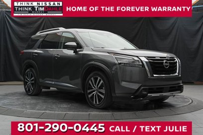 Used 2023 Nissan Pathfinder Platinum