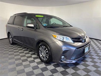 Used 2019 Toyota Sienna XLE