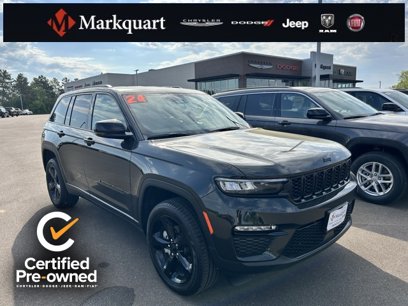 Used 2024 Jeep Grand Cherokee Limited w/ Black Appearance Package