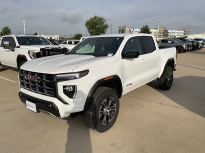 New 2025 GMC Canyon AT4