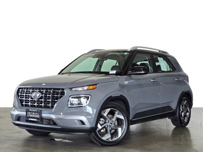 Used 2022 Hyundai Venue Limited w/ Cargo Package