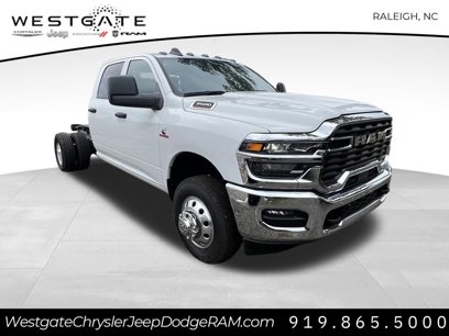 New 2025 RAM 3500 Tradesman w/ Chrome Appearance Group