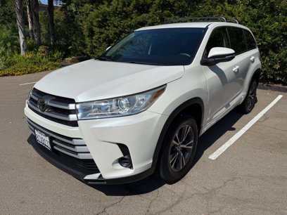 Used 2017 Toyota Highlander