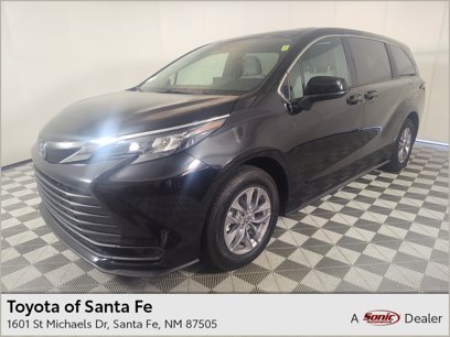 Used 2025 Toyota Sienna LE