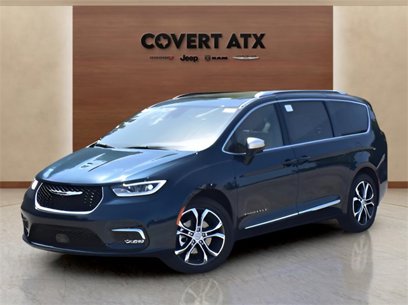 New 2025 Chrysler Pacifica Pinnacle