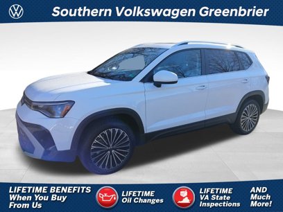 New 2025 Volkswagen Taos SE