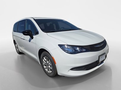 New 2025 Chrysler Voyager LX