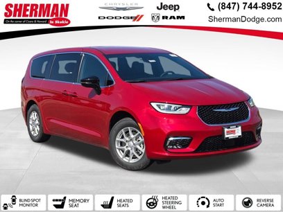 New 2025 Chrysler Pacifica Select