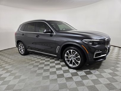 Used 2019 BMW X5 xDrive40i w/ Premium Package 2