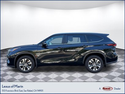Used 2024 Toyota Highlander XLE