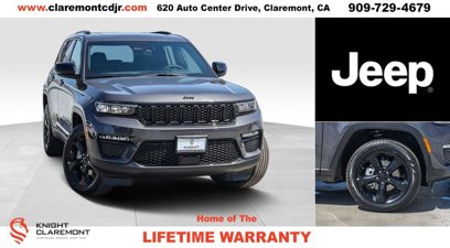 New 2025 Jeep Grand Cherokee Limited w/ Black Appearance Package