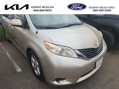 Used 2014 Toyota Sienna LE