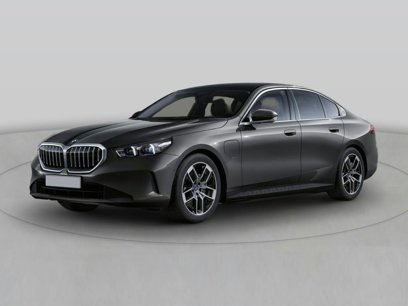 New 2025 BMW 550e xDrive w/ Executive Package