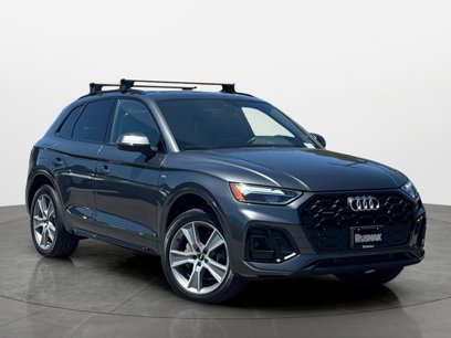 Certified 2025 Audi Q5 2.0T Premium w/ Convenience Plus Package
