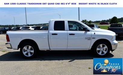 New 2024 RAM 1500 Tradesman w/ Tradesman SXT Package