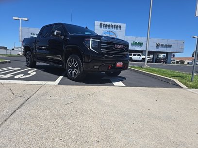 Used 2023 GMC Sierra 1500 AT4 w/ Technology Package