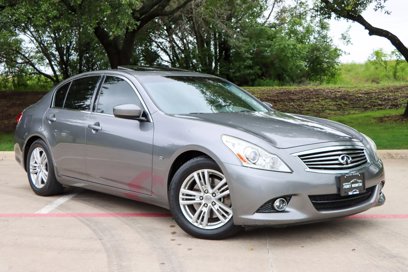 Used 2015 INFINITI Q40 w/ Navigation Package