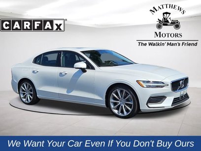 Used 2020 Volvo S60 T6 Momentum