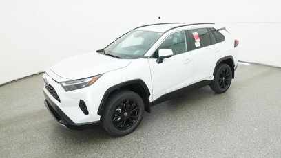 New 2025 Toyota RAV4 SE