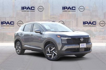 New 2025 Nissan Kicks SV w/ Charging Package