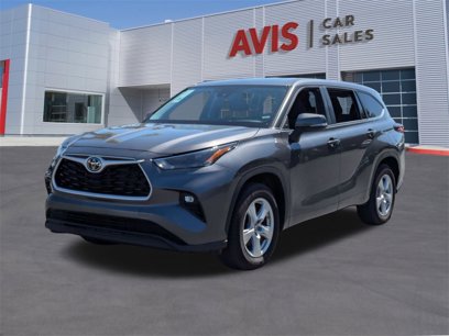 Used 2024 Toyota Highlander LE