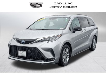 Used 2023 Toyota Sienna XLE