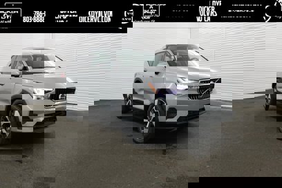 New 2025 Volvo XC40 B5 Core w/ Protection Package Premier