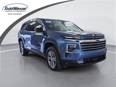 Certified 2025 Chevrolet Traverse LT w/ Driver Confidence Package