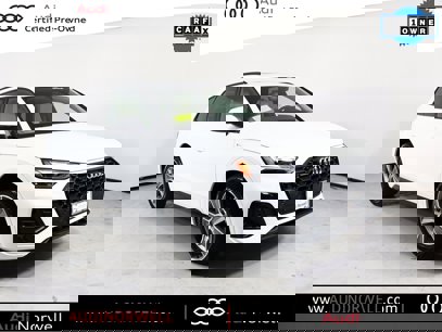 Certified 2025 Audi Q5 2.0T Premium w/ Convenience Plus Package