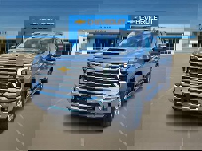 New 2025 Chevrolet Silverado 3500 LTZ w/ LTZ Convenience Package