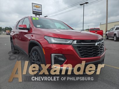 Used 2023 Chevrolet Traverse RS