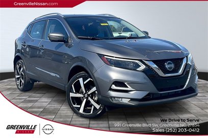 Certified 2022 Nissan Rogue Sport SL w/ Premium Package