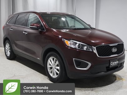 Used 2017 Kia Sorento LX w/ LX Convenience Package