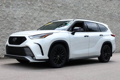 Used 2022 Toyota Highlander XSE