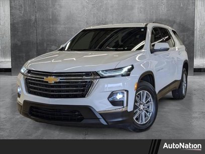 Used 2023 Chevrolet Traverse LT