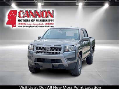New 2025 Nissan Frontier SV w/ SV Convenience Package