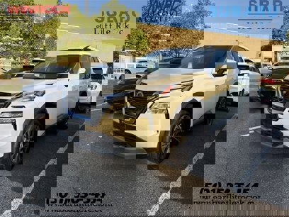 Used 2023 Nissan Rogue SV