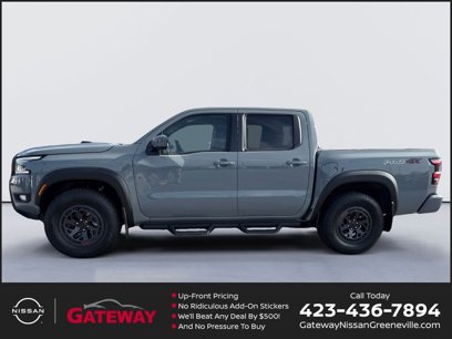 New 2025 Nissan Frontier PRO-4X w/ Pro Convenience Package