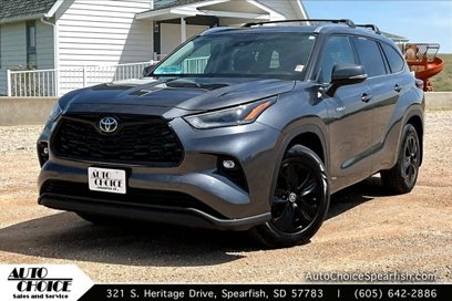 Used 2021 Toyota Highlander XLE