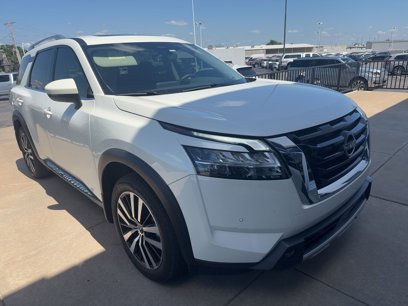 Used 2023 Nissan Pathfinder Platinum