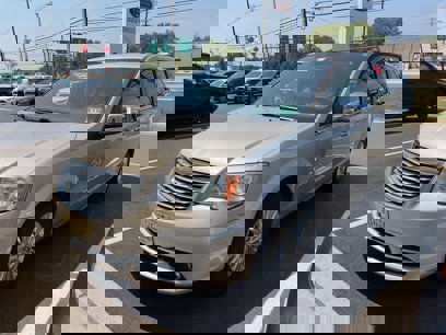 Used 2015 Chrysler Town & Country Limited Platinum