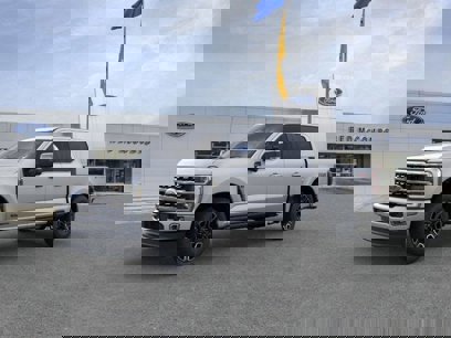 New 2024 Ford F250 Platinum w/ FX4 Off-Road Package