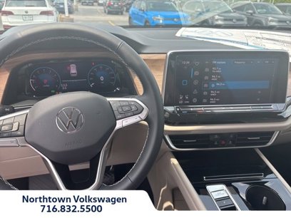 New 2025 Volkswagen Atlas SE