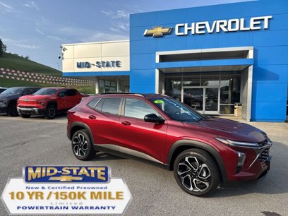 Used 2025 Chevrolet Trax RS w/ Sunroof Package
