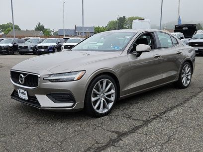 Used 2020 Volvo S60 T6 Momentum w/ Protection Package